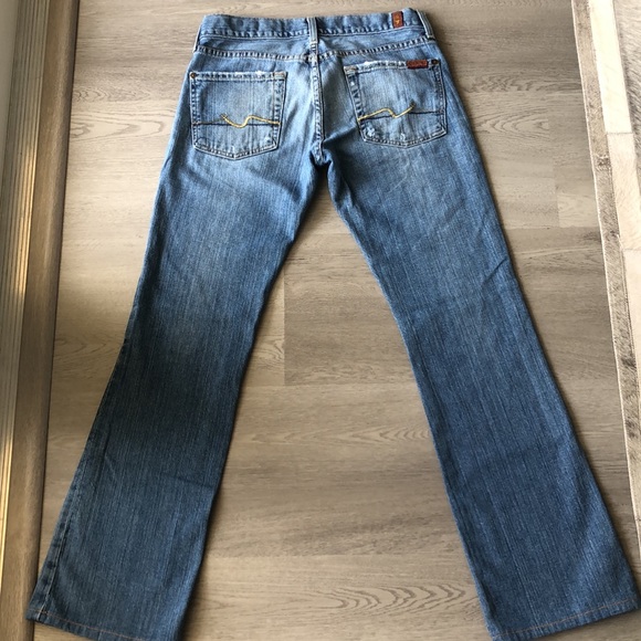 Jeans - Picture 2 of 4